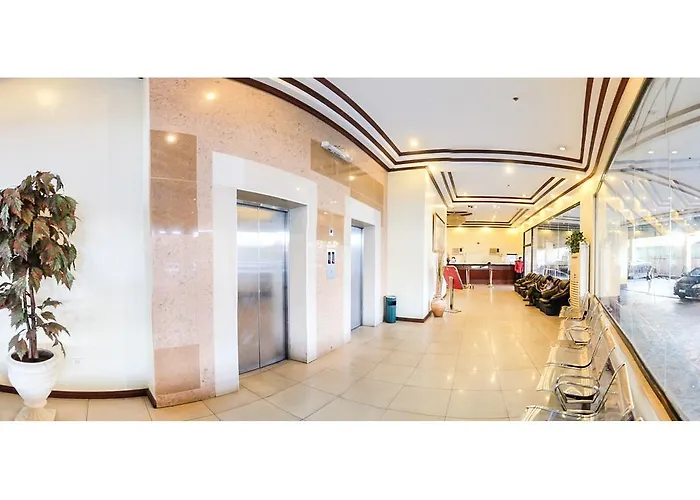 Crowne Garden 2*