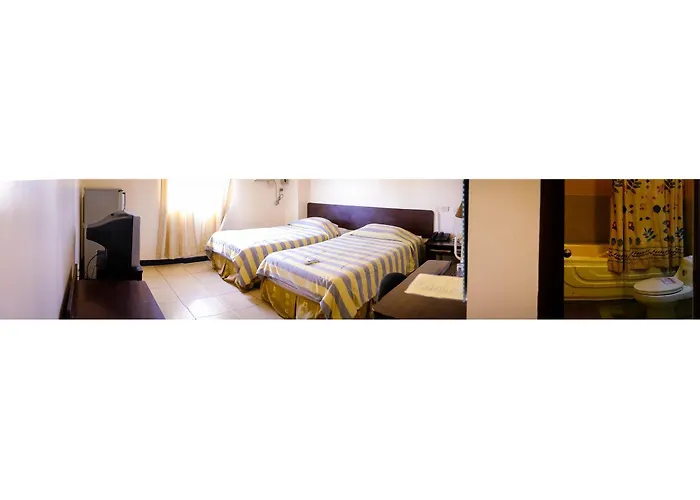 Crowne Garden 2*