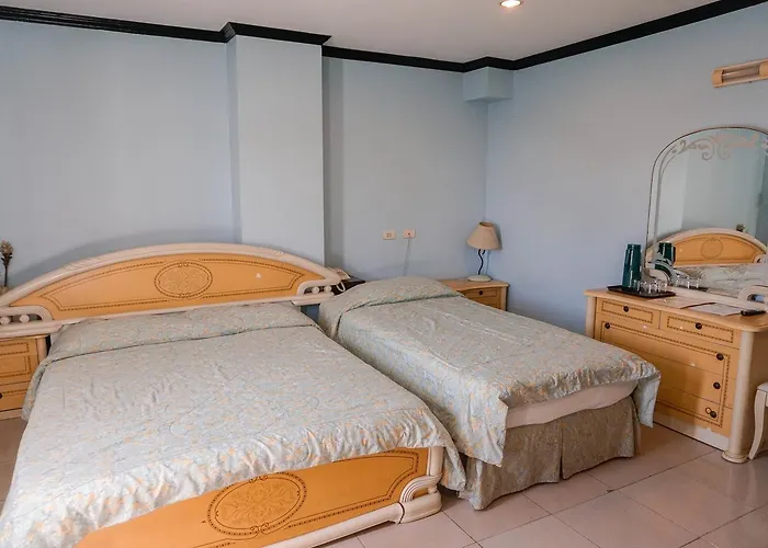 Crowne Garden Hotel Cebu Stadt