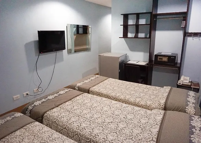 Crowne Garden Hotel 2*