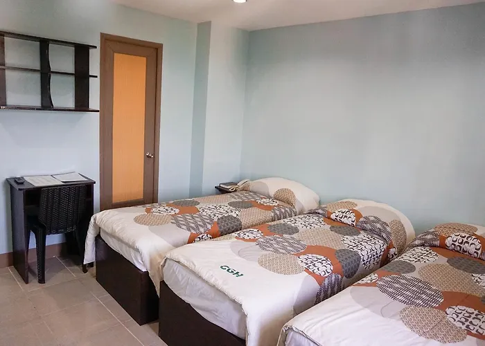 Hotel Crowne Garden 2*